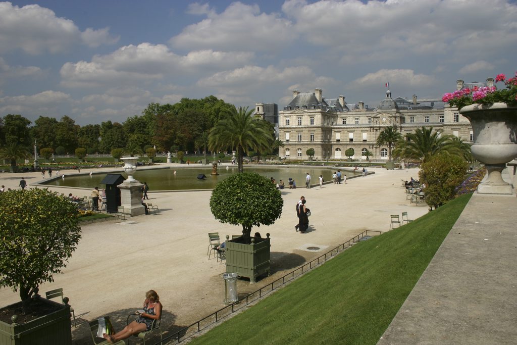 Un strip-tease à domicile dans le 6e arrondissement de Paris